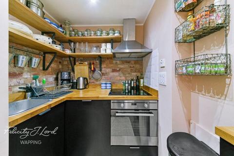 Johnny Andrews House, Boulcott... 1 bed flat for sale