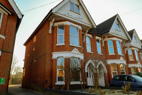 Danes Court, Landguard Road, Southampton 1 bed ground floor flat for sale