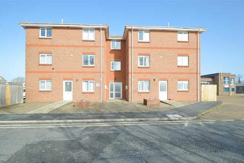 ALLOCATED PARKING * SANDOWN 2 bed flat for sale