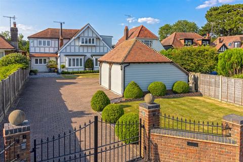 The Plantation, Worthing 4 bed detached house for sale