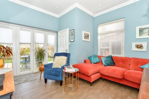 Oriel Road, Portsmouth, Hampshire 4 bed end of terrace house for sale