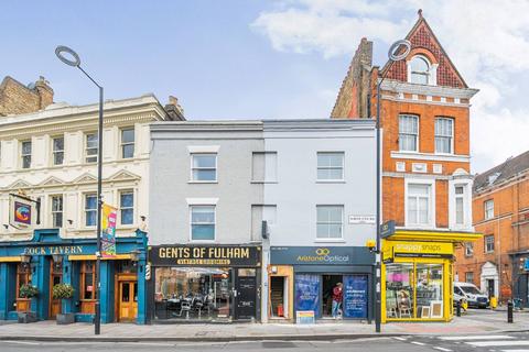 North End Road, Fulham Broadway... 2 bed flat for sale