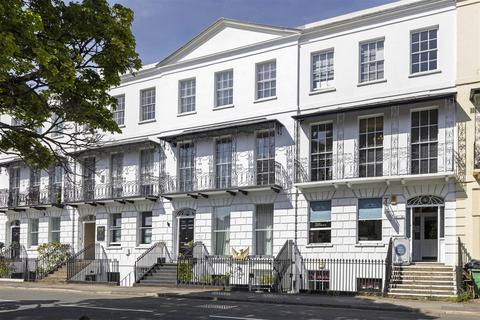 Crescent Terrace, Cheltenham 6 bed townhouse for sale