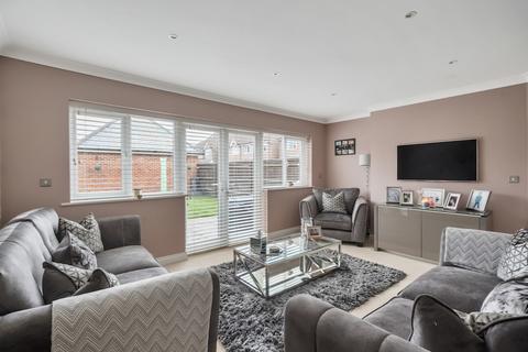 Williamson Close, Reading RG7 3 bed detached house for sale