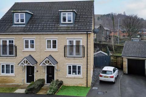 Lockside, Littleborough, OL15 0HX 3 bed semi