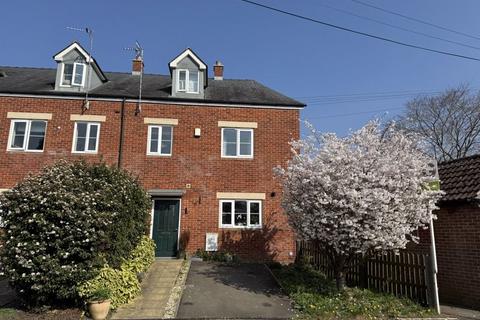 Laburnum Walk, Stonehouse 4 bed townhouse for sale