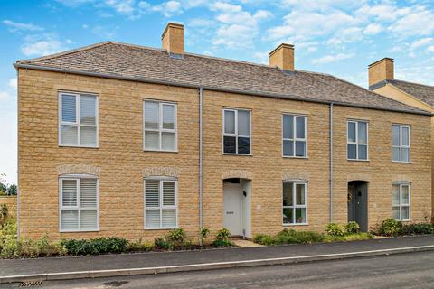 The Steadings, Cirencester, GL7 3 bed end of terrace house for sale