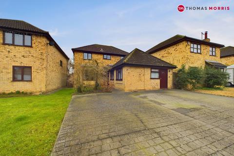 Pasture Close, Huntingdon PE28 4 bed detached house for sale