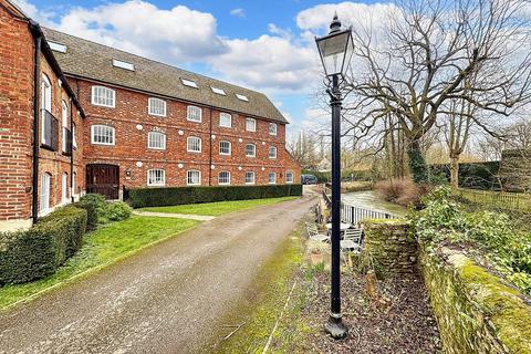 St. Helens Wharf, Abingdon OX14 2 bed apartment for sale