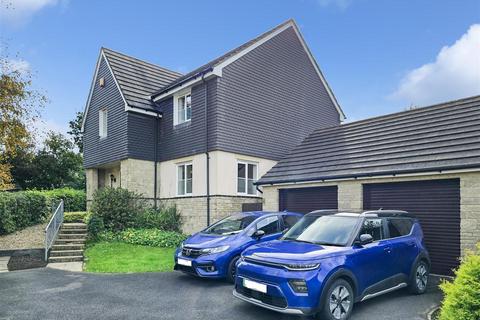 Woodford Gardens, Barnstaple EX32 4 bed detached house for sale
