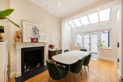 Belgrave Gardens, London, NW8 5 bed townhouse for sale