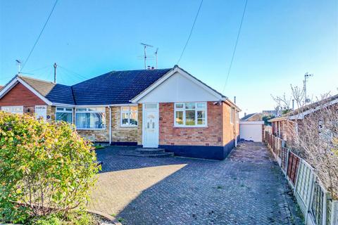 MACMURDO ROAD, Leigh