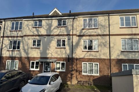 Buckland Close, Bideford EX39 2 bed apartment for sale