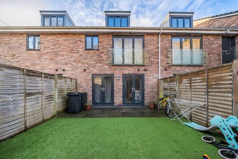 Crews Hole Road, Somerset BS5 2 bed apartment for sale