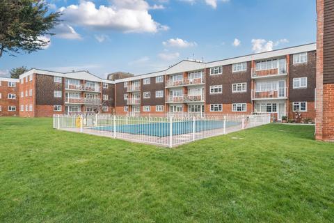 Mark Anthony Court, Hampshire PO11 2 bed flat for sale