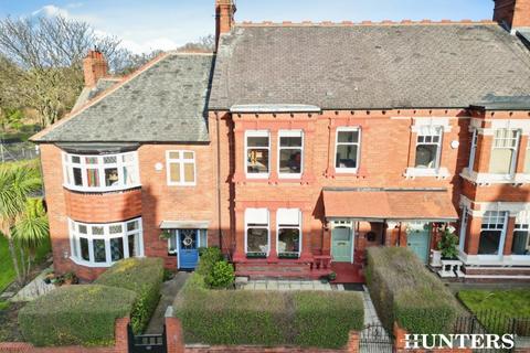 Park Parade, Roker, Sunderland 3 bed duplex for sale