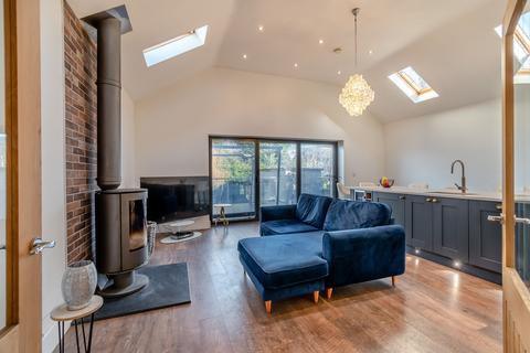 Mountfield Road, Hawarden, CH5 3 bed detached bungalow for sale