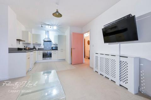 Katie Court, London, E16 1 bed apartment for sale