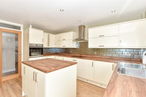 Ketch Road, Littlehampton, West Sussex 4 bed townhouse for sale