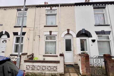 Maygrove Road, Great Yarmouth 2 bed terraced house for sale
