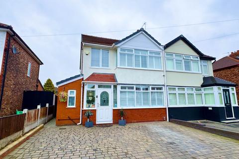 Coronation Road, St Helens 3 bed semi