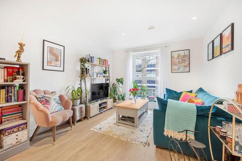 Oriel House, Oriel Road, Cheltenham... 2 bed apartment for sale