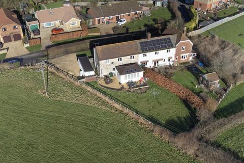 Pyatts Corner, Keevil 3 bed semi