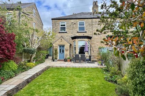 Prospect Villas, Wetherby, LS22 6PL 4 bed semi