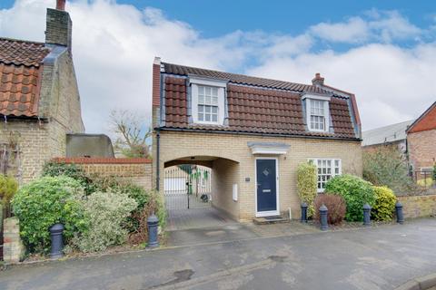 High Street, Earith, PE28 4 bed detached house for sale