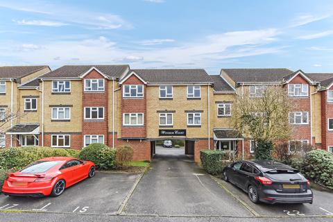 Rutherford Close, Borehamwood WD6 2 bed flat for sale
