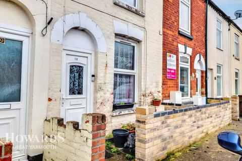 West Road, Great Yarmouth 2 bed terraced house for sale