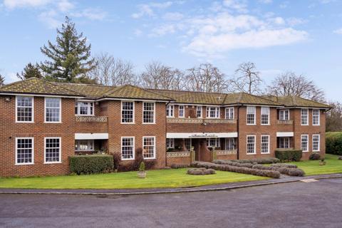 Orchehill Rise, Gerrards Cross... 3 bed flat for sale