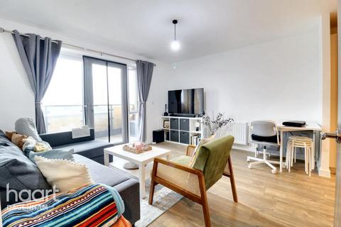 Sackett Road, Barking 1 bed flat for sale