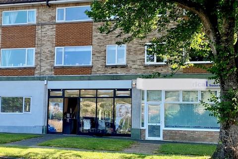 Saltdean Vale, Saltdean, BN2 8HF 3 bed property for sale