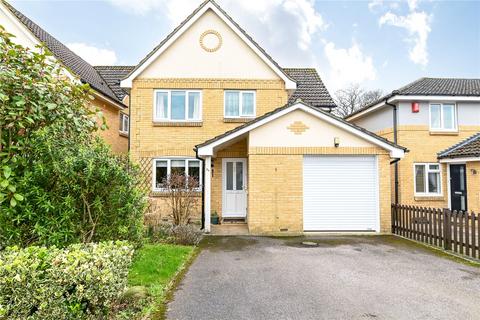 Doe Copse Way, New Milton, Hampshire... 4 bed detached house for sale