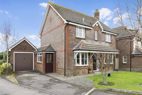 Hollis Way, Halstock, Yeovil 3 bed detached house for sale