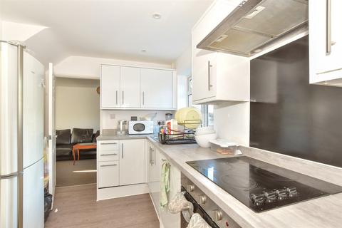 New Street, Canterbury, Kent 3 bed end of terrace house for sale