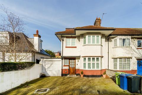 4 bedroom semi-detached house for sale
