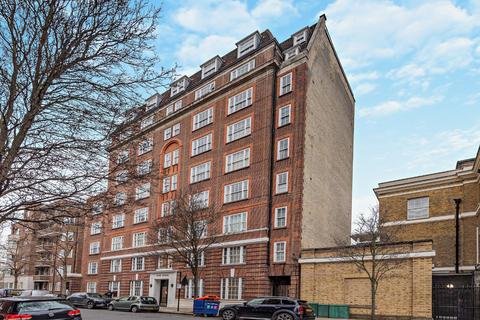 York House, London SW3 2 bed flat for sale