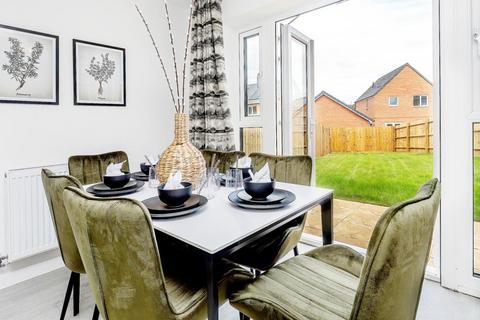 127, Dunstable at Landimore Park... 3 bed semi