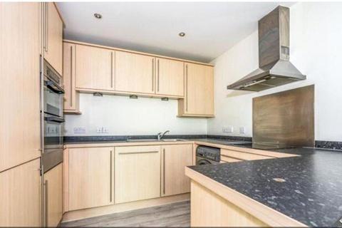 Channel Way, Southampton, Hampshire 1 bed apartment for sale