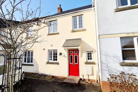 St. James Way, Tiverton EX16 2 bed terraced house for sale