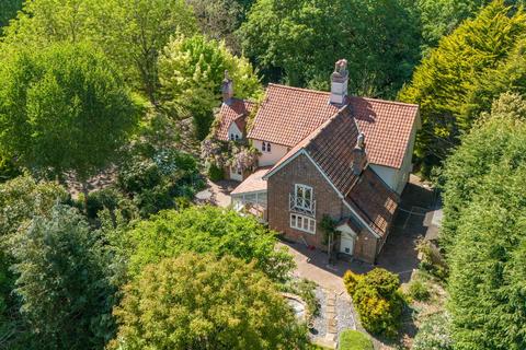 Kates Hill Cottage, Hadleigh, Suffolk 4 bed detached house for sale