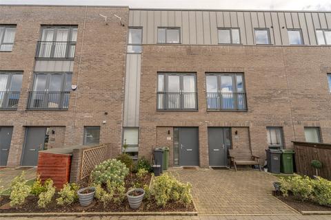 27 Ellis Drive, Edinburgh, EH14 3 bed terraced house for sale