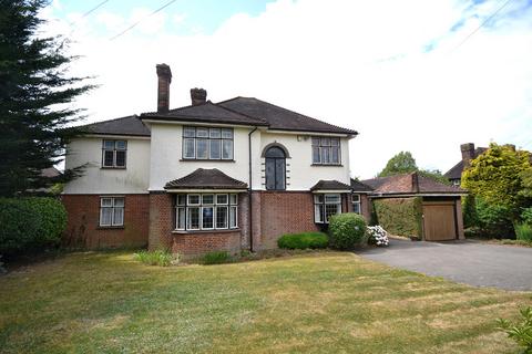 Hoe Lane, Abridge 4 bed detached house for sale