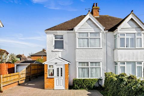 Canterbury Road, Folkestone, CT19 3 bed semi