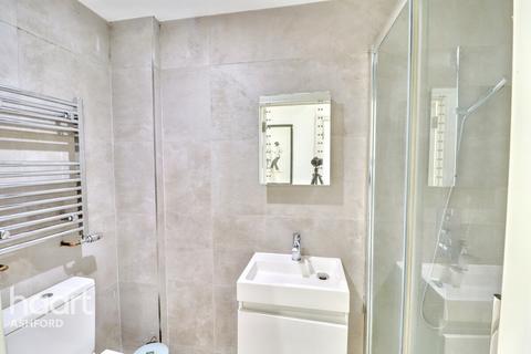 Sandgate Hill, Folkestone 3 bed maisonette for sale