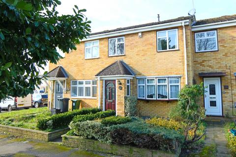 Silverfield, Broxbourne EN10 3 bed terraced house for sale
