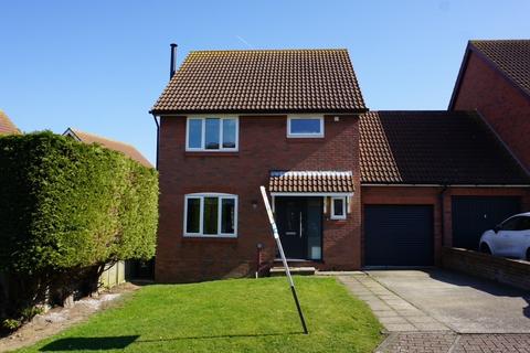 Sceptre Way, Whitstable, Kent 3 bed link detached house for sale