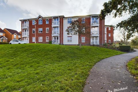 Guillemot Way, Aylesbury... 2 bed flat for sale